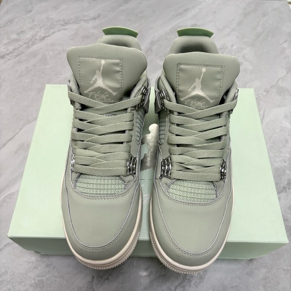 Air Jordan 4 Retro ‘Sea-Foam’ -Men’s Light Green Sneakers Shoes - Picture 2 of 6